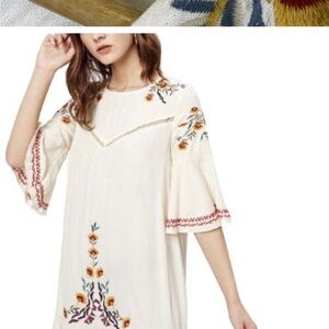 Catch Stitch Floral Embroidered Mini Dress Womens Small Multicolor Bell Sleeve‎